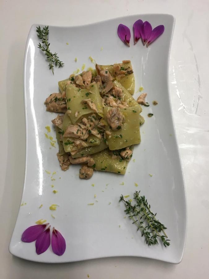 Hotel La Terrazzina 加尔尼亚诺 外观 照片