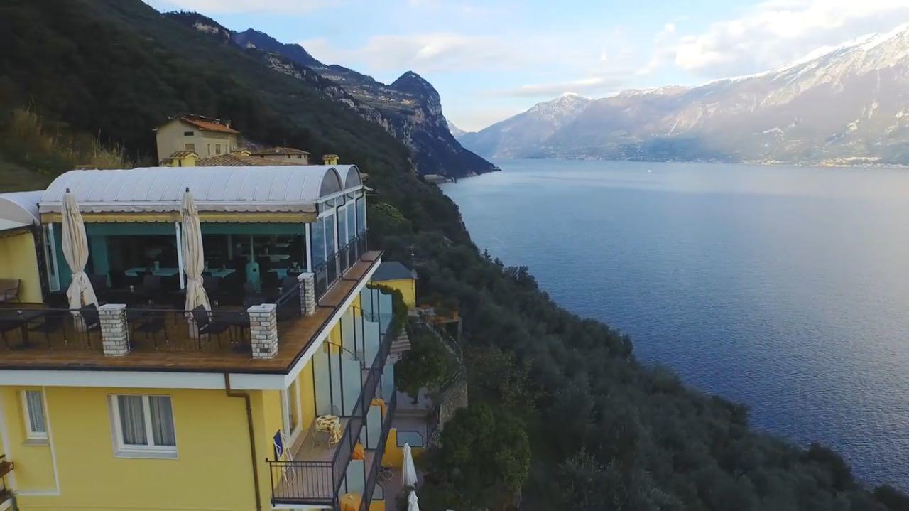 Hotel La Terrazzina 加尔尼亚诺 外观 照片
